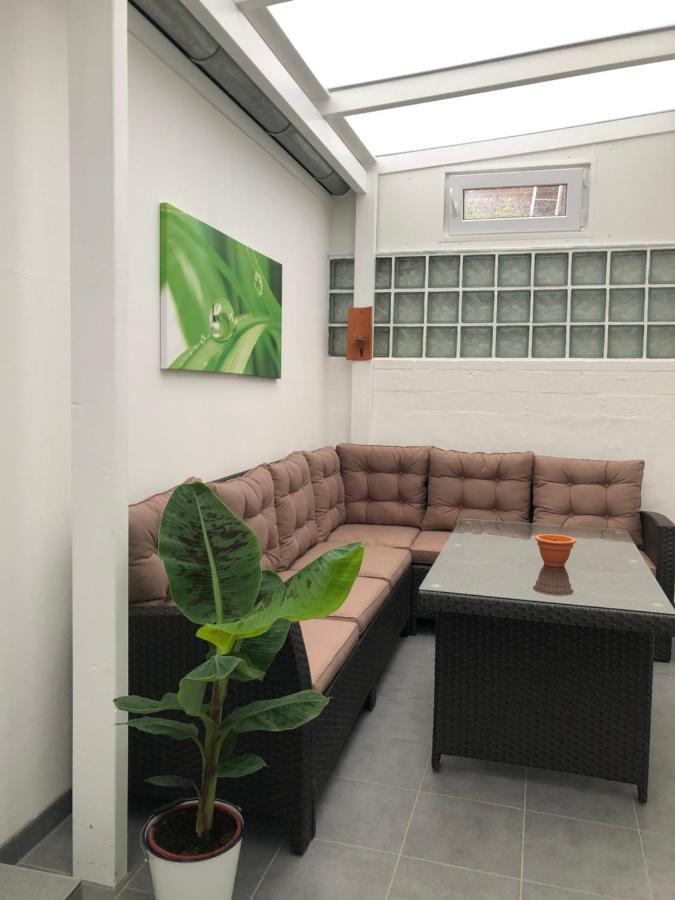 Altstadthus-Gemuetliches Ferienhaus Mit Gaertchen Friedrichstadt Eksteriør bilde
